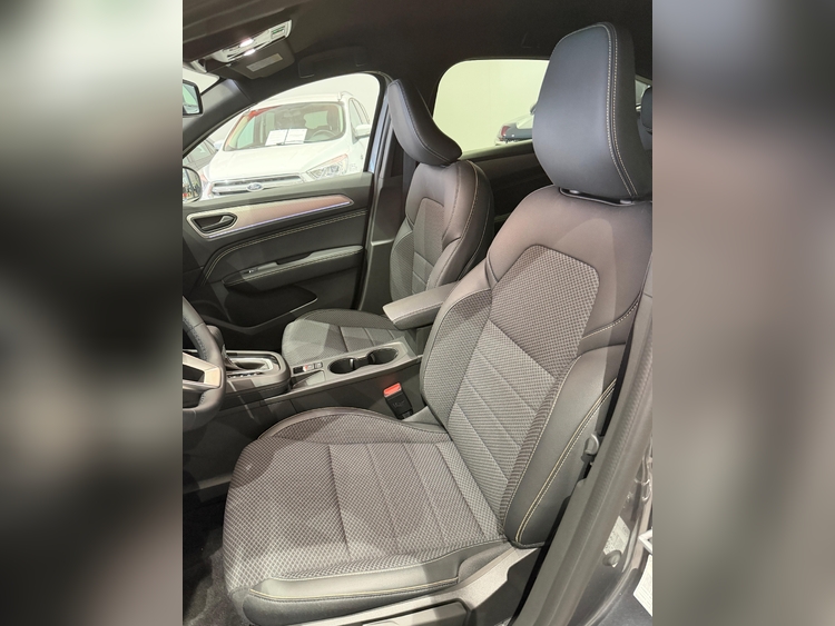 Renault Arkana Techno E-tech Full Hybrid foto 7